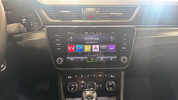 Skoda Superb 9 of 12