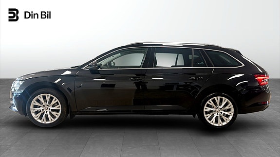 Skoda Superb 2 of 12