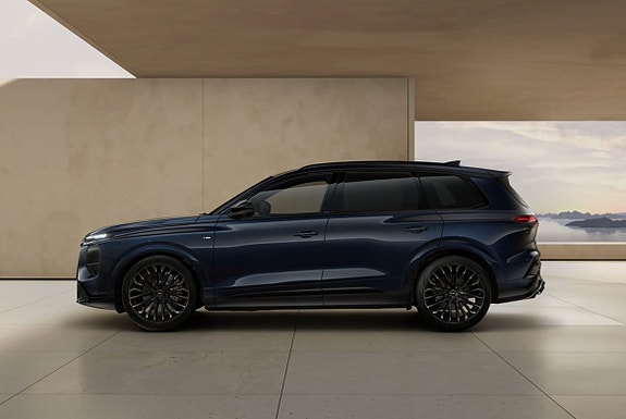 Audi Q7 3 of 5
