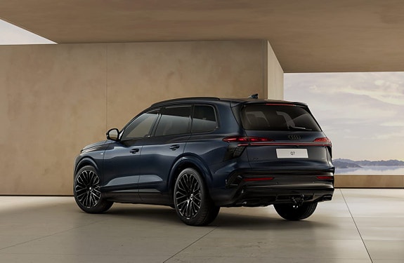Audi Q7 4 of 5