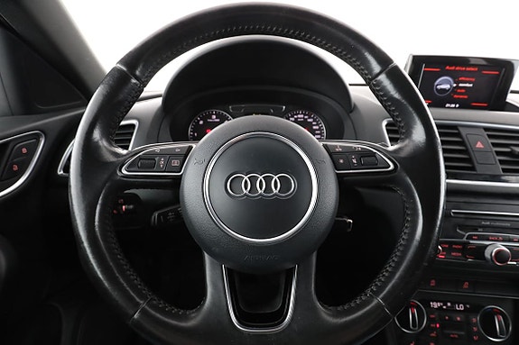 Audi Q3 19 of 30
