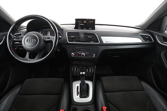 Audi Q3 13 of 30