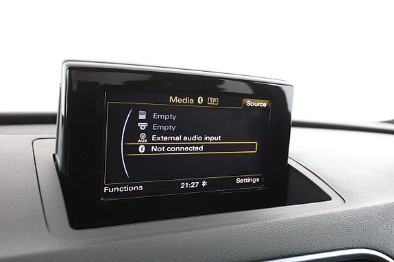 Audi Q3 21 of 30