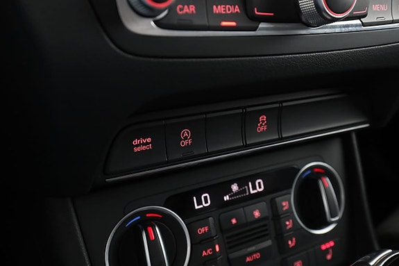 Audi Q3 24 of 30