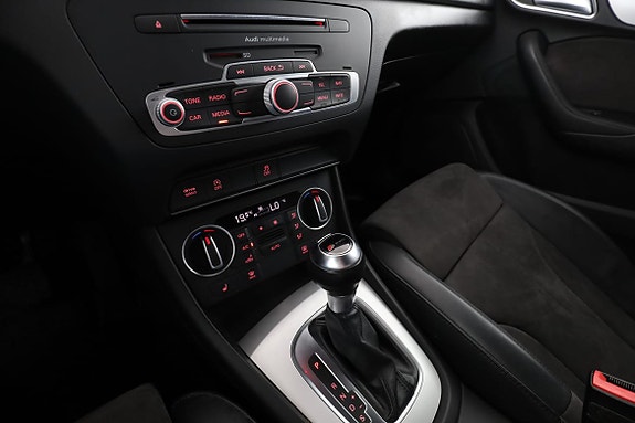 Audi Q3 22 of 30