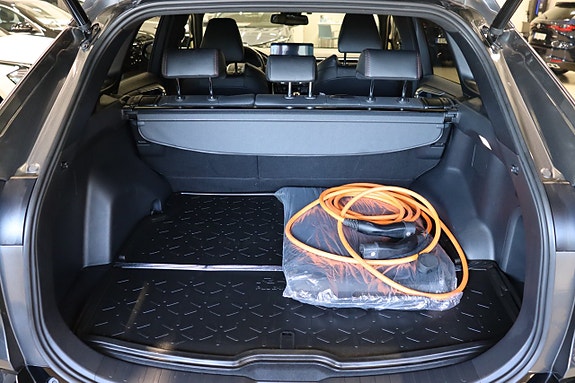 Toyota RAV4 7 of 28