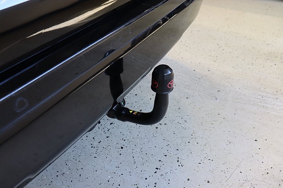 Toyota RAV4 9 of 28