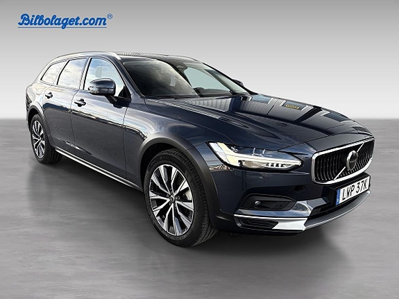 Volvo V90 Cross Country 4 of 18