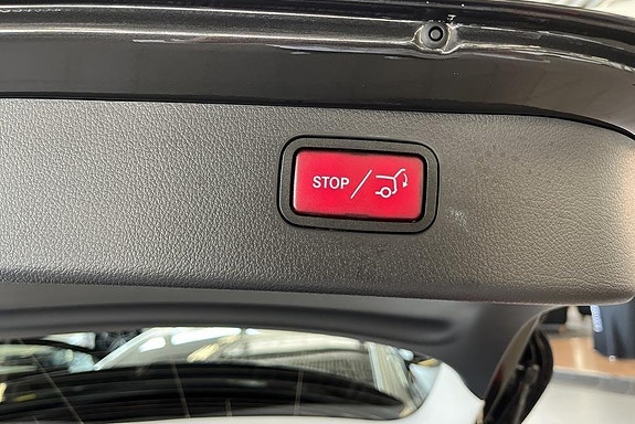 Mercedes-Benz C300 14 of 20