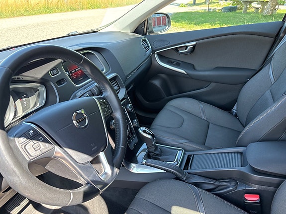 Volvo V40 Cross Country 6 of 7