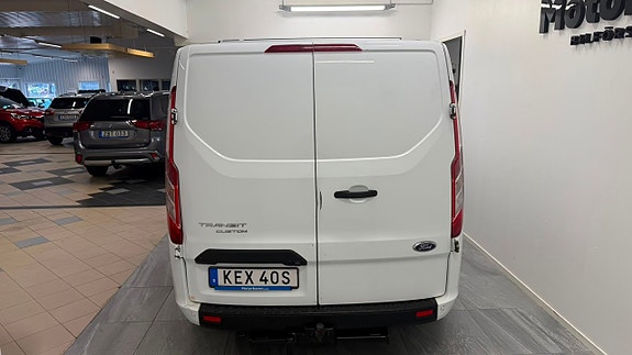 Ford Transit Custom 4 of 5