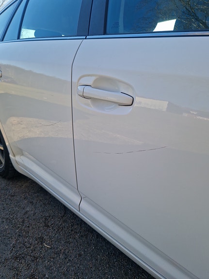 Toyota Avensis 7 of 7