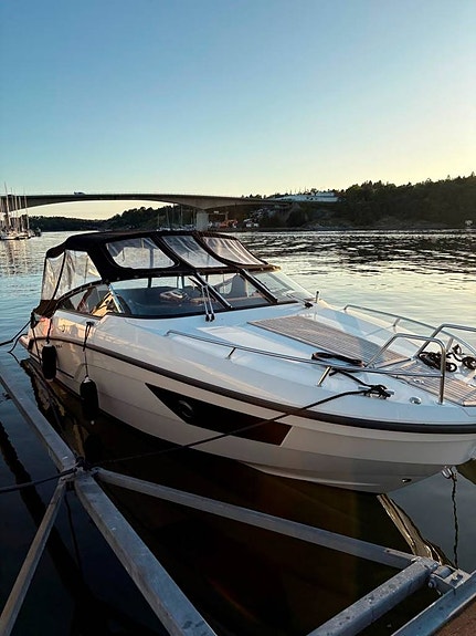 Grandezza 25S / Volvo Penta 300hk / 2022 / Bara 135 timmar! 9 of 9
