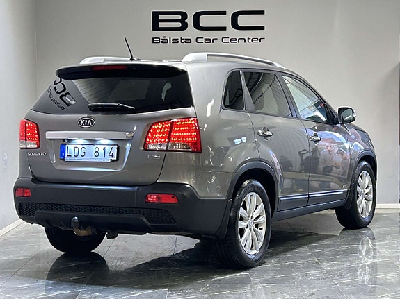 Kia Sorento 8 of 24