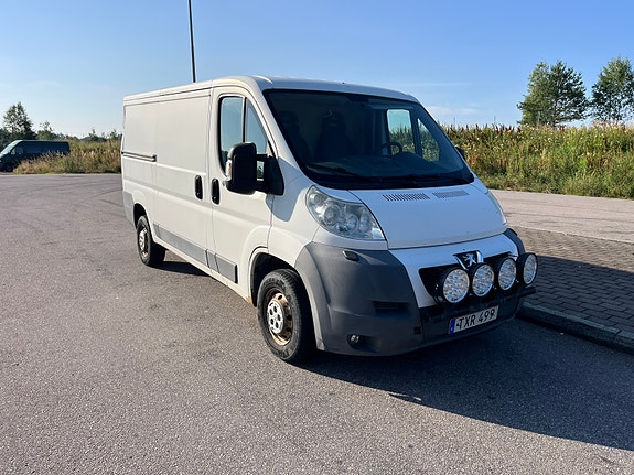 Peugeot Boxer 2 of 5