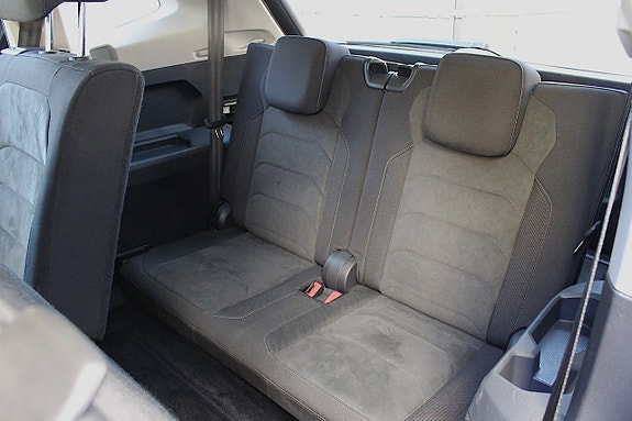 Volkswagen Tiguan Allspace 4 of 30