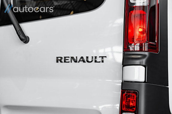 Renault Trafic 13 of 30