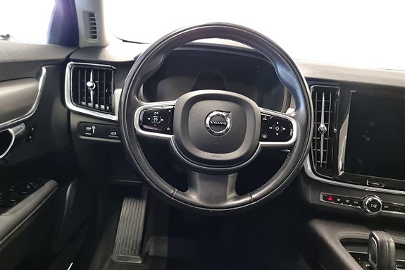 Volvo V90 Cross Country 22 of 30