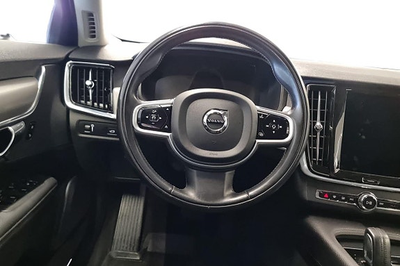 Volvo V90 Cross Country 21 of 30