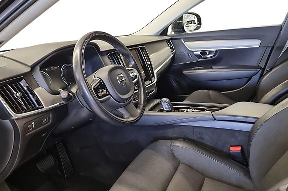 Volvo V90 Cross Country 28 of 30