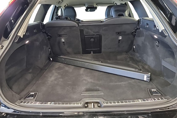 Volvo V90 Cross Country 23 of 30