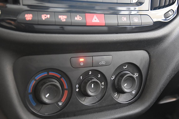 Fiat Doblo 12 of 13