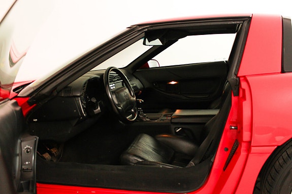 Chevrolet Corvette 15 of 22