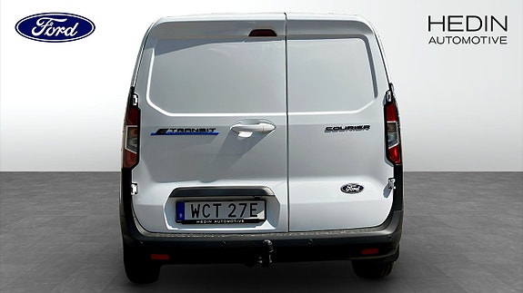Ford Courier 7 of 12