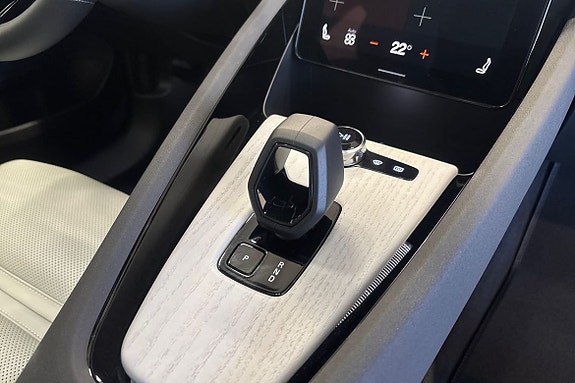 Polestar 2 15 of 22