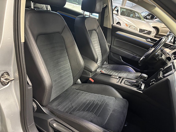 Volkswagen Passat 7 of 11