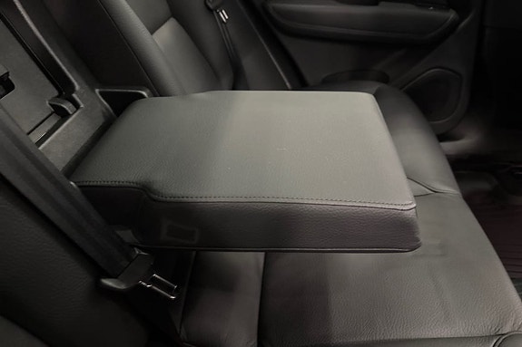 Volvo XC60 19 of 23