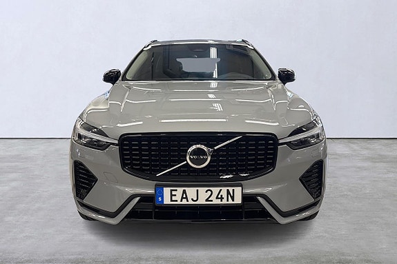 Volvo XC60 7 of 23
