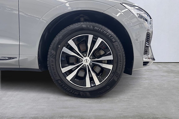 Volvo XC60 14 of 23