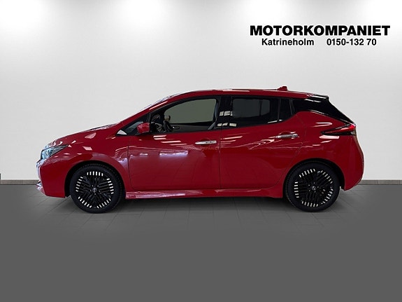 Nissan Leaf 4 of 5
