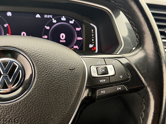 Volkswagen Tiguan 15 of 26