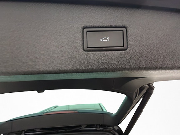Volkswagen Tiguan 21 of 26