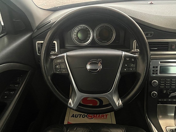 Volvo V70 14 of 20