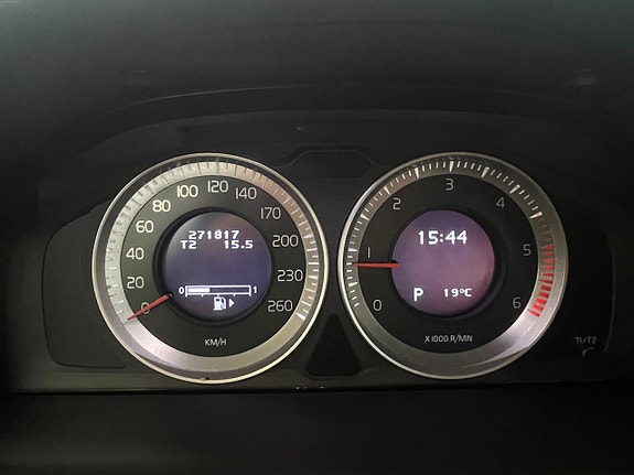 Volvo V70 16 of 20