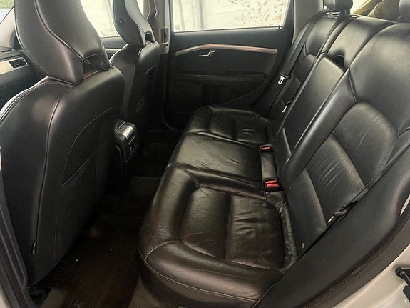 Volvo V70 9 of 20