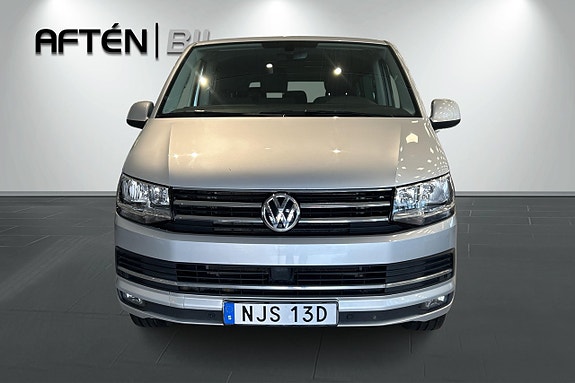 Volkswagen Caravelle 3 of 5