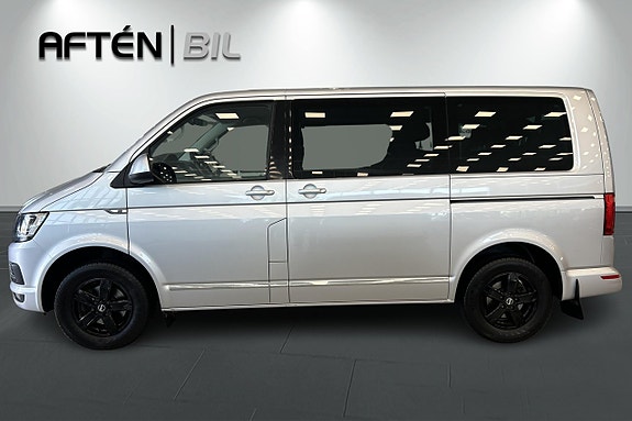 Volkswagen Caravelle 6 of 26