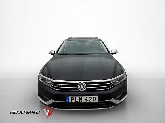 Volkswagen Passat Alltrack 2 of 28