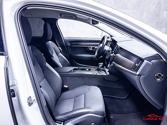 Volvo V90 Cross Country 15 of 30