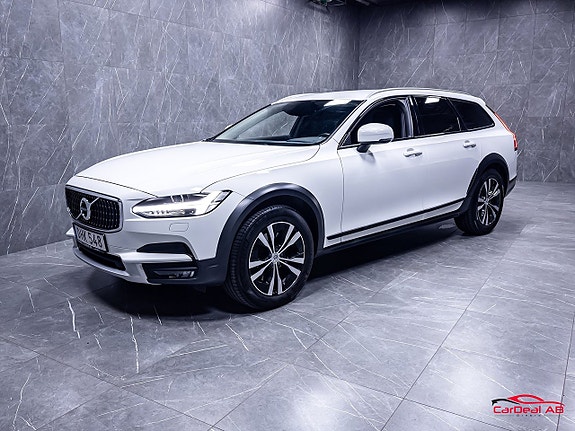 Volvo V90 Cross Country 3 of 30