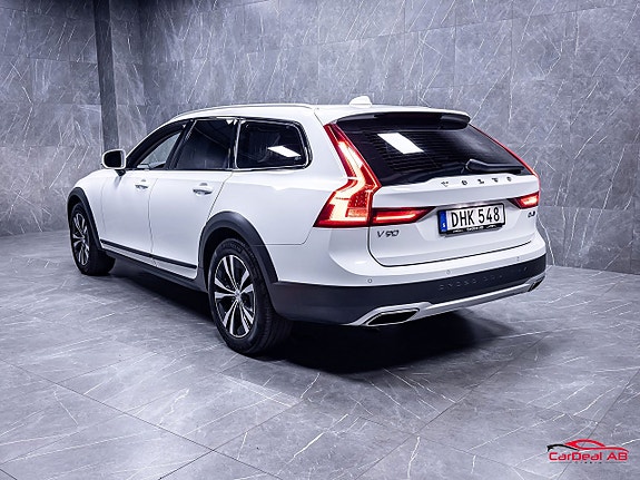 Volvo V90 Cross Country 5 of 30