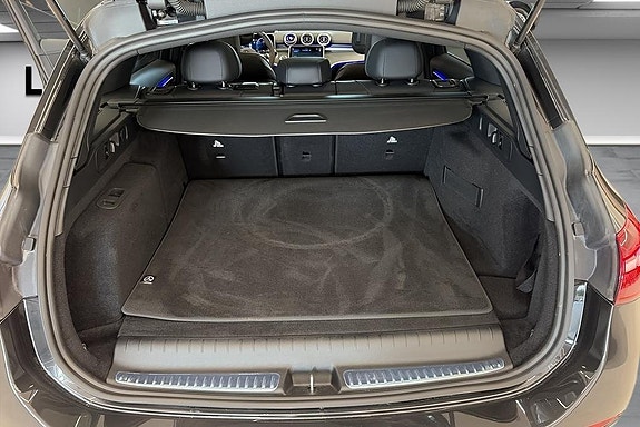 Mercedes-Benz C300 d 14 of 17