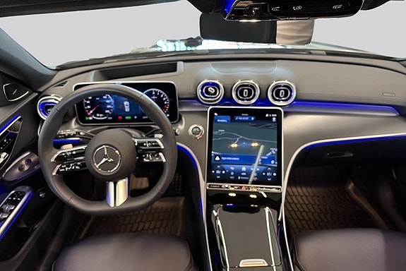 Mercedes-Benz C300 d 7 of 17