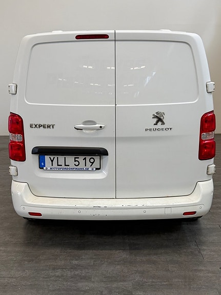 Peugeot Expert 5 of 12