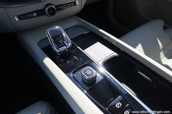 Volvo XC60 12 of 26