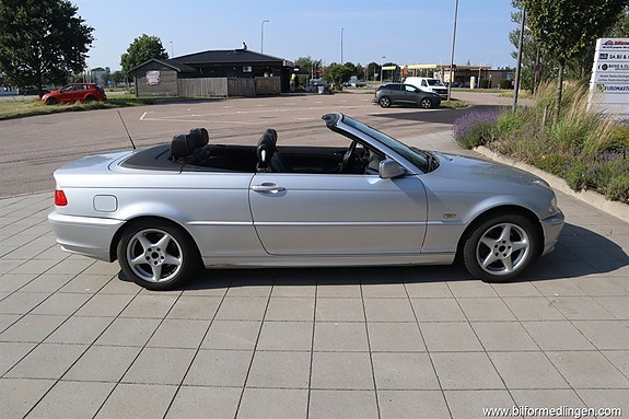 BMW 320 11 of 21